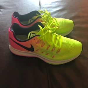 Women’s Nike Zoom Pegasus 33